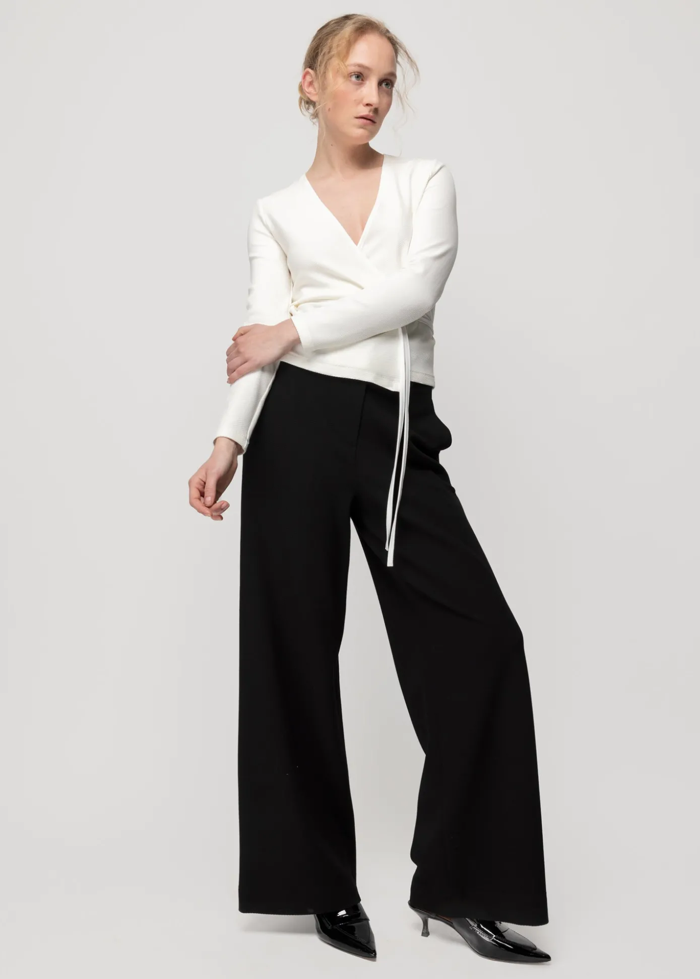 New Rib Broek Met Rechte Pijp Vrouw Basics