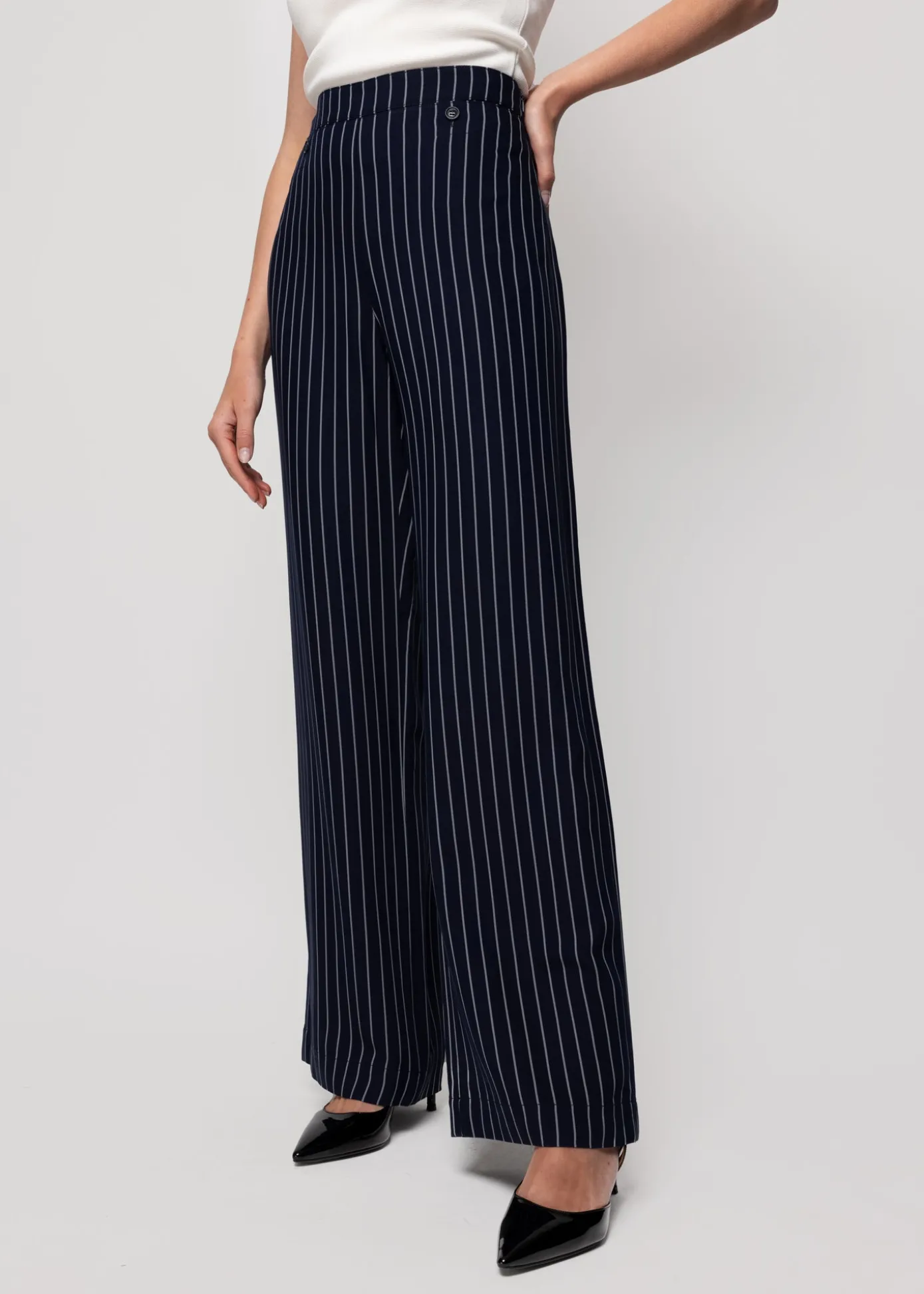 viscose_pantalon_pin_stripe_2.webp Sale Viscose Pantalon Pin Stripe Vrouw Broeken