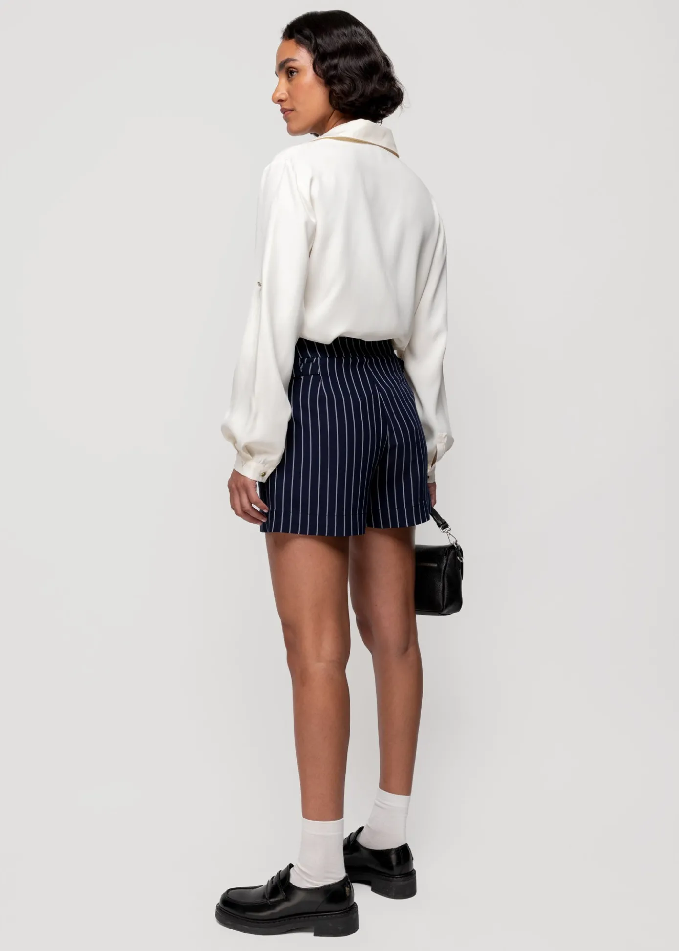 viscose_short_pin_stripe_4.webp Cheap Viscose Short Pin Stripe Vrouw Shorts